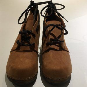 Sandgrens Pumpkin Spice Chukka Boot  !